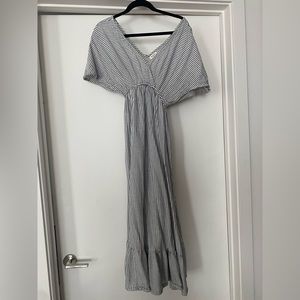 Flowy Midi Dress